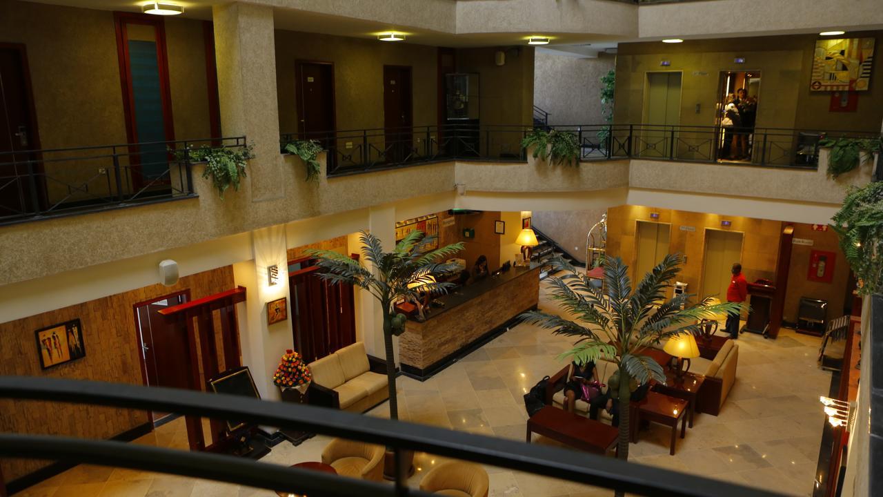 Wassamar Hotel Addis Abeba Buitenkant foto