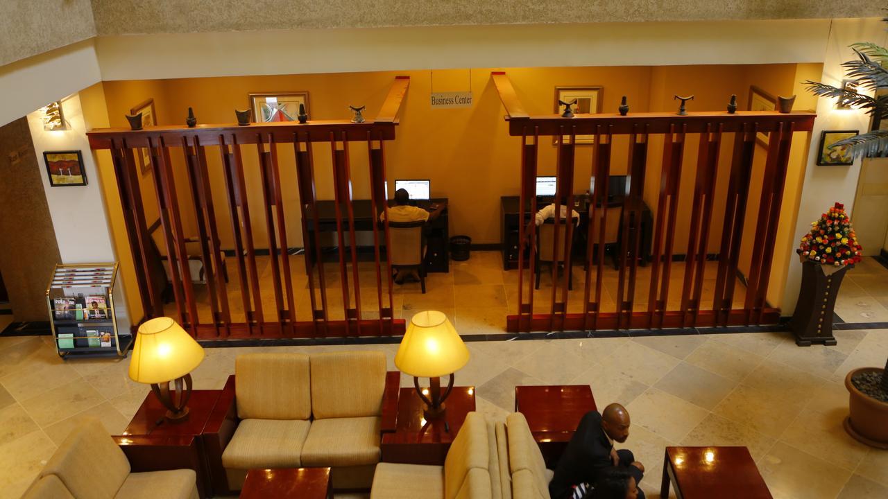 Wassamar Hotel Addis Abeba Buitenkant foto